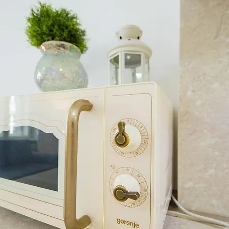 Lejlighed Modern Charvatova *