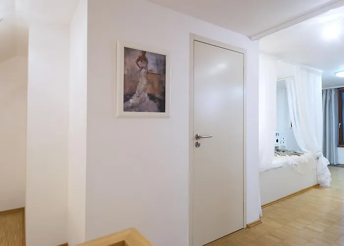 Daire Modern Charvatova Prag