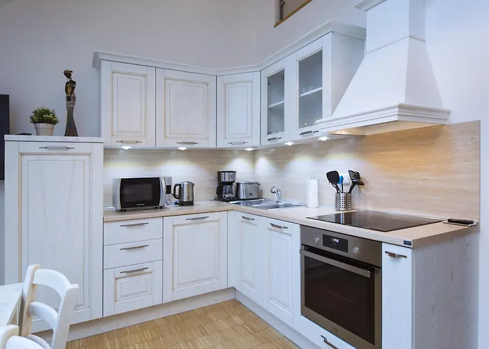 Modern Charvatova Daire