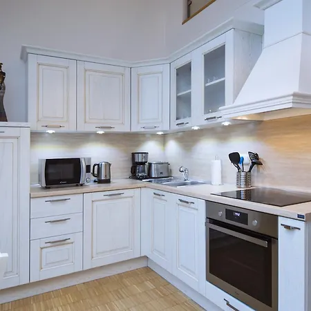Modern Charvatova Apartman