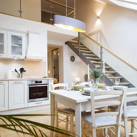 Modern Charvatova Apartman *