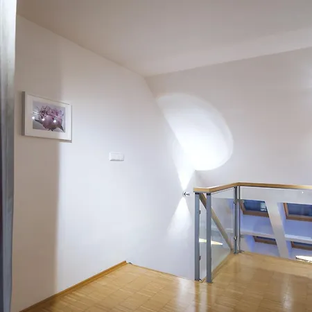 Appartement Modern Charvatova Prague