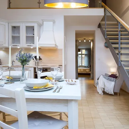 Appartement Modern Charvatova *